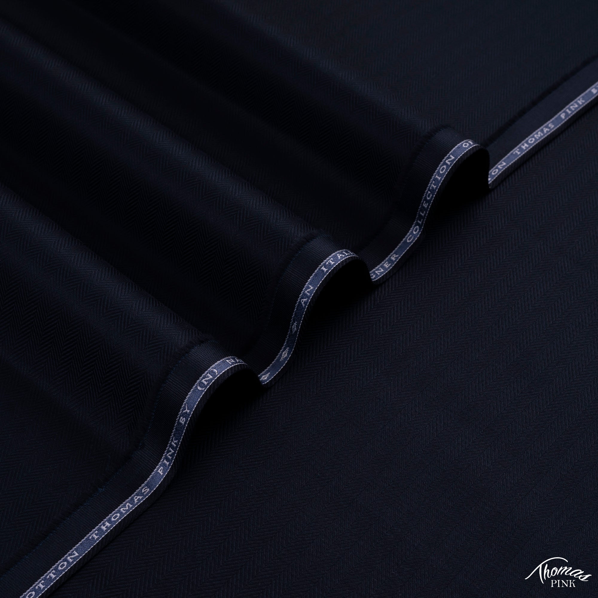 Thomas Pink - Winter 100% Cotton (4.5 Mtr) L.A Finish